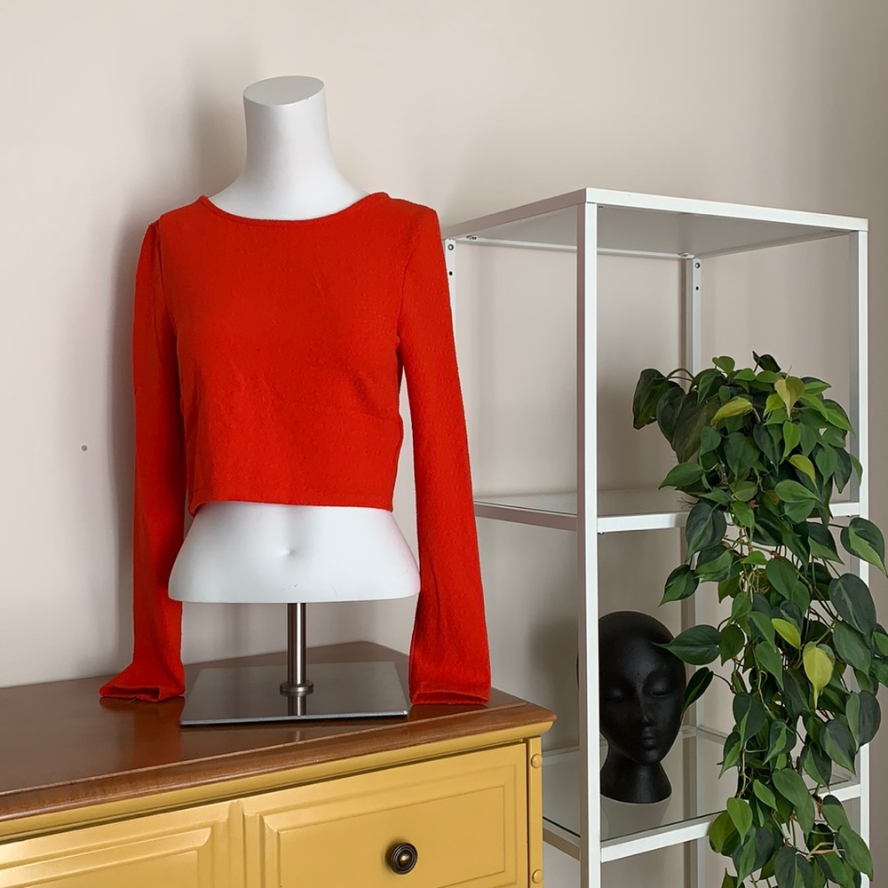 LAST CHANCE ✨ Kardashian Kollection | Orange crop top